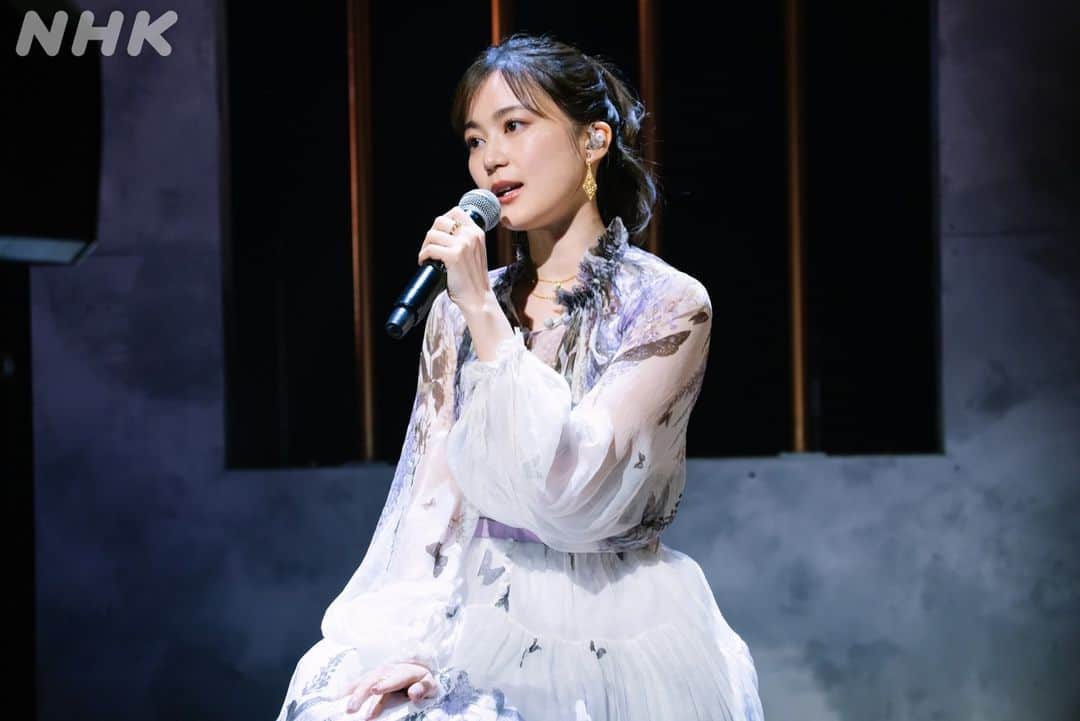 NHK「シブヤノオト」のインスタグラム：「⚡#Venue101　見逃し配信中⚡  🎼生田絵梨花🎼  生放送当日の すてきな写真を公開📸✨  #生田絵梨花」