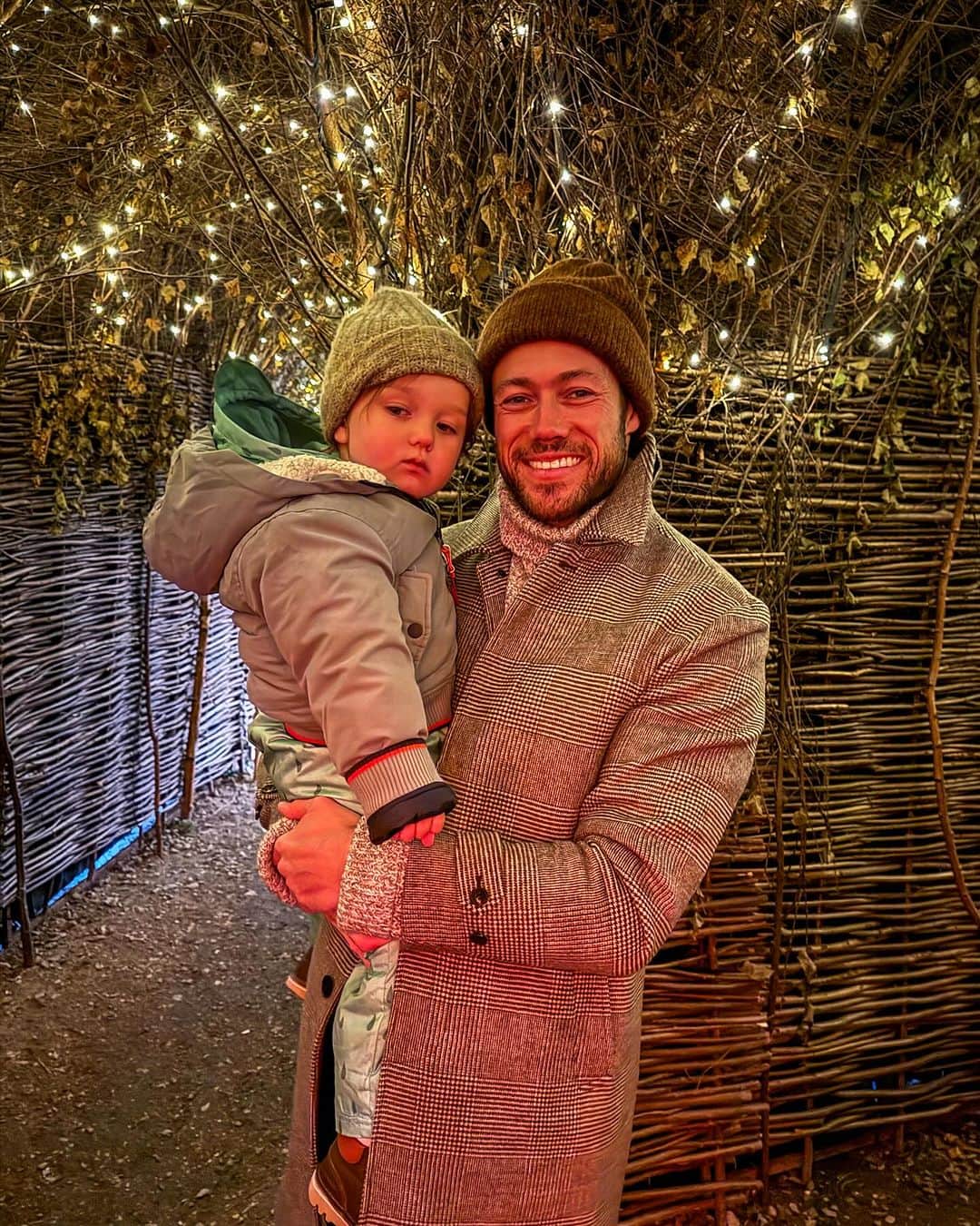 Ashley Jamesさんのインスタグラム写真 - (Ashley JamesInstagram)「We have had THE most magical day at Lapland meeting Santa and all the elves!🎅  This is the first year Alf has started to understand Christmas, so it was just the best day ever! From the moment you step into Lapland you’re transported into this magical world!   We helped the elves make some toy bunnies, helped Mother Christmas make some gingerbread men, and even got to see some reindeer! But the best bit at the end - meeting Father Christmas. Alf was so excited to tell him all about our day!   I’m already in bed because it was shattering and Ada’s sleep has been all over the place since we got back from hol, but it was so worth it.  I feel like Christmas gets better every year know how much fun and make believe there is with the kids. Thank you @laplanduk for having us! I can’t recommend enough. Alf went to sleep very very happy that he met the real Santa ❤️」11月27日 5時35分 - ashleylouisejames