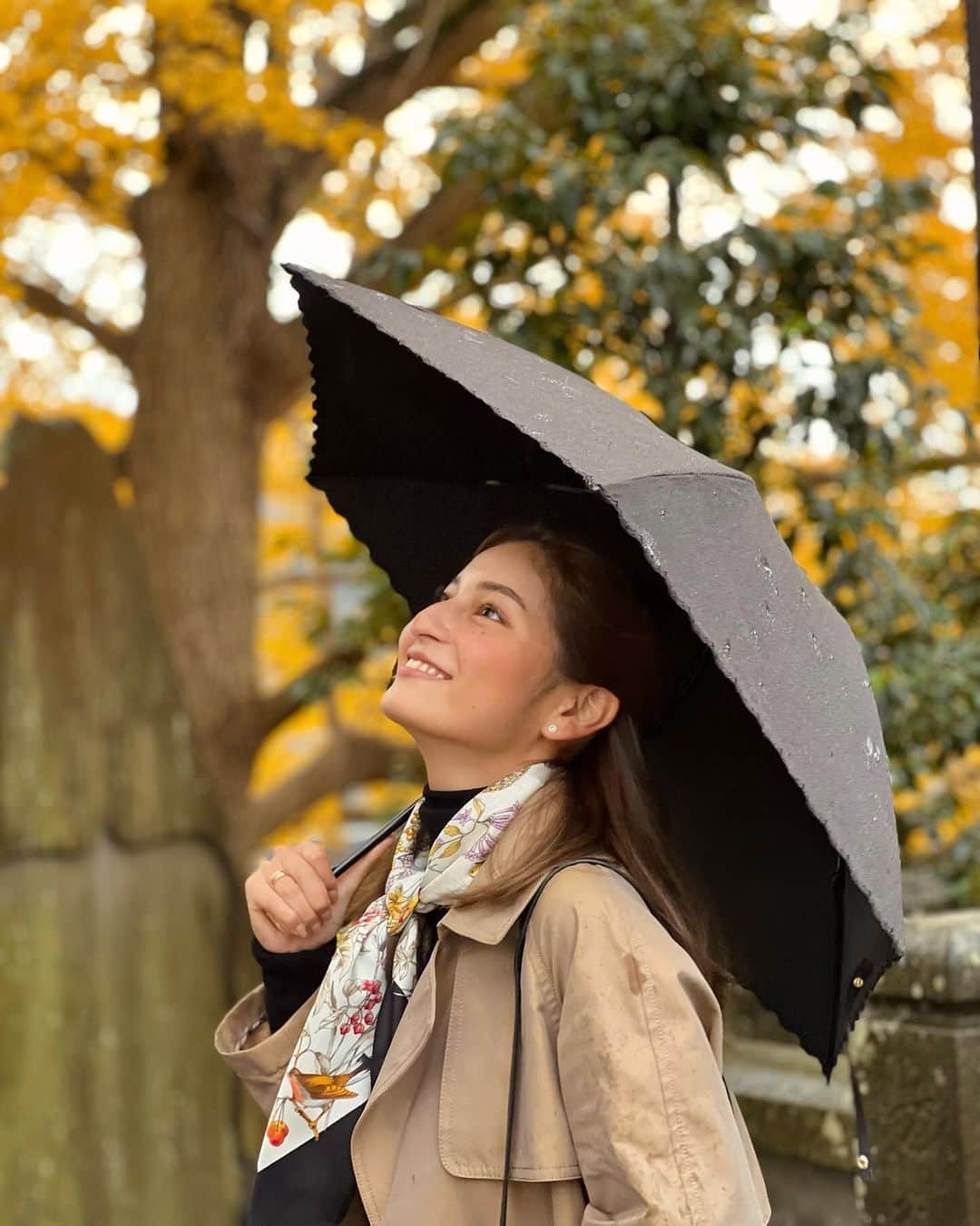 瀧澤あすみのインスタグラム：「雨でどんよりな空だったけどそれはそれで素敵だった✨ 今年は家族で色んな秋を沢山堪能できてよかったなー🍂」