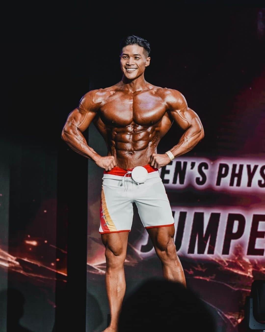 田口純平のインスタグラム：「JAPAN PRO 2023  6th place  今の自分の最大限の フィジークを表現できたと思ってます！  会場で見てくれた人も、PPVで見てくれた人も応援ありがとう😭  まだまだオリンピアへの道が遠いけど、 俺の第二章は始まったばかりだ。 必ず、応援してくれてるみんなを連れてくよ🤝    Sponsor @the__protein  @fitnexus_sagamihara  @lyft.official   My  coach  @neil_yoda_hill1  Team J  @yoshi_mg2  @rodrygo_hideki」