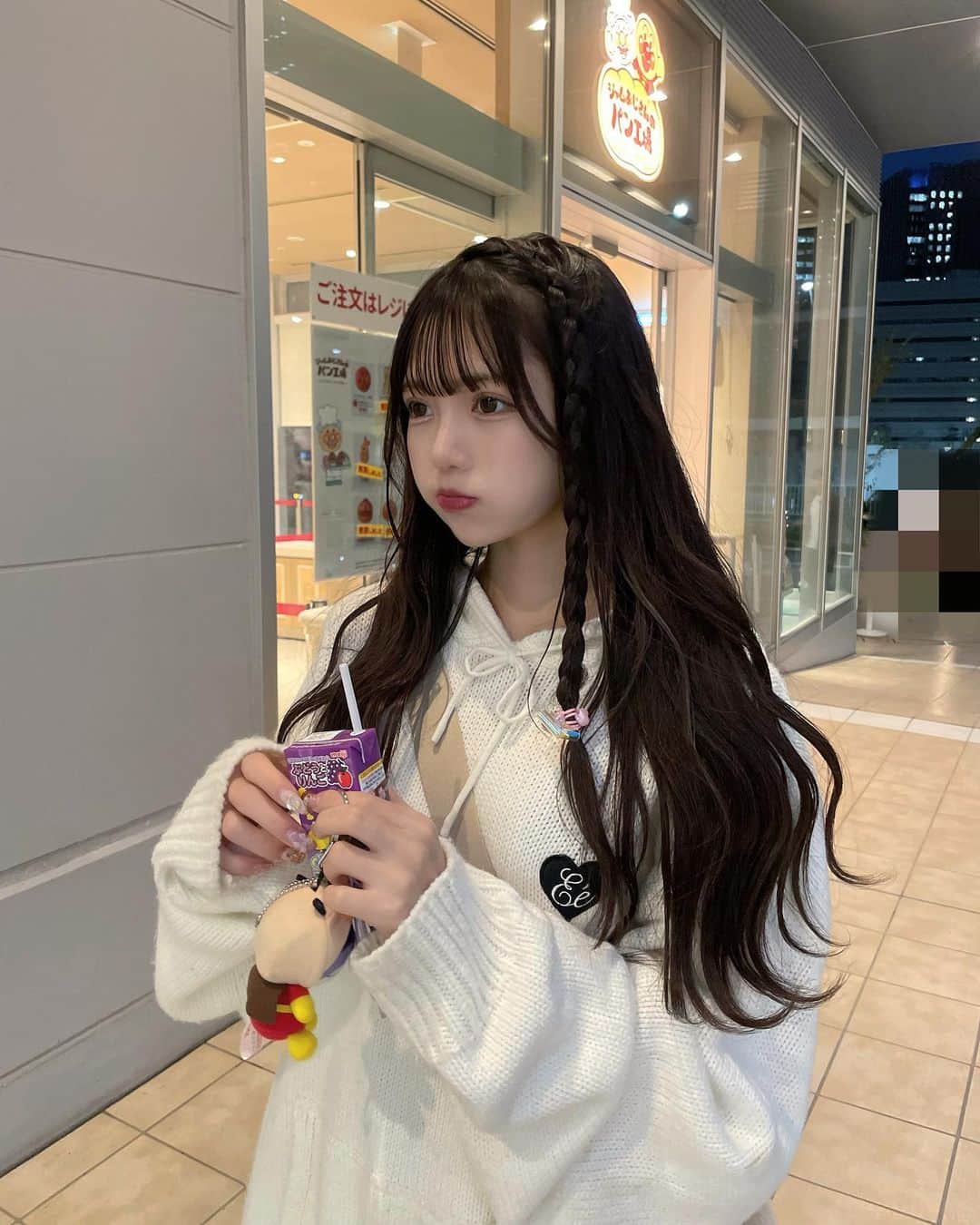 津代美月さんのインスタグラム写真 - (津代美月Instagram)「. アンパンマンミュージアム最高 初めて中まで入った ( ᴖ_ᴖ )‎♩  ネーム作ってファンの人に見せたら 自分で作る人いるんだって言われておもろかった居るよね？？？てかみづきで作ってよね( ᴖ_ᴖ )‎？  #アンパンマンミュージアム #横浜 #epine」11月26日 22時01分 - __tsushiromizuki