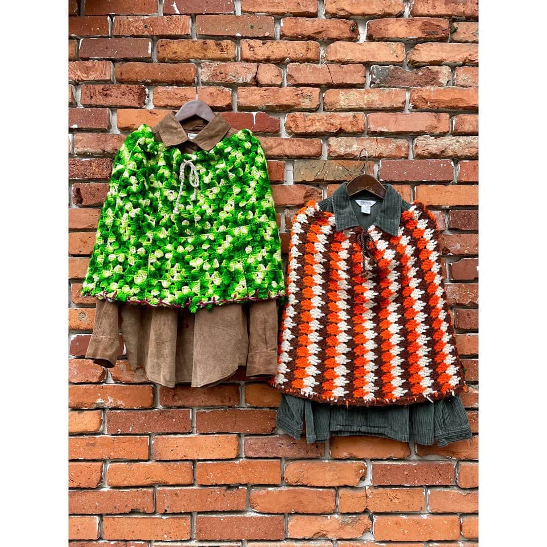 古着屋フラミンゴ下北沢店のインスタグラム：「⠀ 【 flamingo original remake 】  ・granny knit poncho  ㅤㅤㅤㅤㅤㅤㅤㅤㅤㅤㅤㅤㅤ#古着 #古着屋 #古着mix #東京 #下北 #下北沢古着 #フラミンゴ下北沢店 #granny #poncho #ポンチョ #リメイク#remake #fashion #tokyo #shimokitazawa #vintage #vintagefashion #vintageclothing #vintagestyle #usedclothing #2hand #instagood #tflers #ootd #outfit #いいね返し #优质的 #下北泽　#빈티지 #시모키타자와」