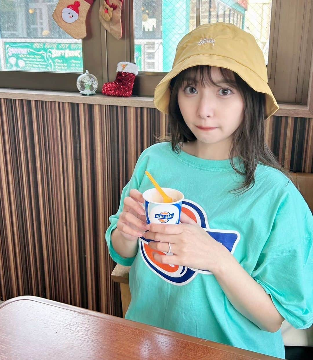 川井優沙さんのインスタグラム写真 - (川井優沙Instagram)「ぱくぱく🍦🩵」11月26日 22時04分 - yuusa_kawai