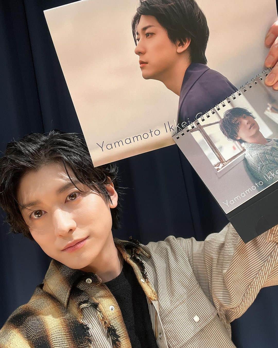 山本一慶のインスタグラム：「カレンダー発売イベントありがとうございました✨  毎年カレンダーイベントをやると、今年ももう直ぐ終わりだなー！来年も頑張ろう！って気持ちになります😊  たくさんの方に参加していただき！最高の日でした！」