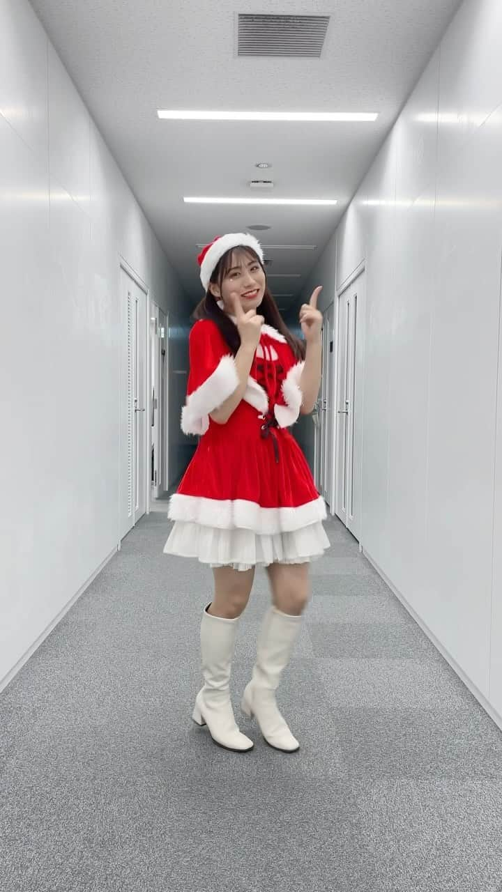 坂本遥奈のインスタグラム：「実質クリスマスイブ(11/25)に撮ったわざとあざと韓国語ver🥳  ダンプラ〜✌️  #고의적내숭의달인 #わざとあざとエキスパート #わざとあざと #THEMADEINTOHOKU #いぎなり東北産 #TEAMSHACHI#坂本遥奈 #ダンシングプラネット #ダンプラ #スターダストプラネット #スタプラ」