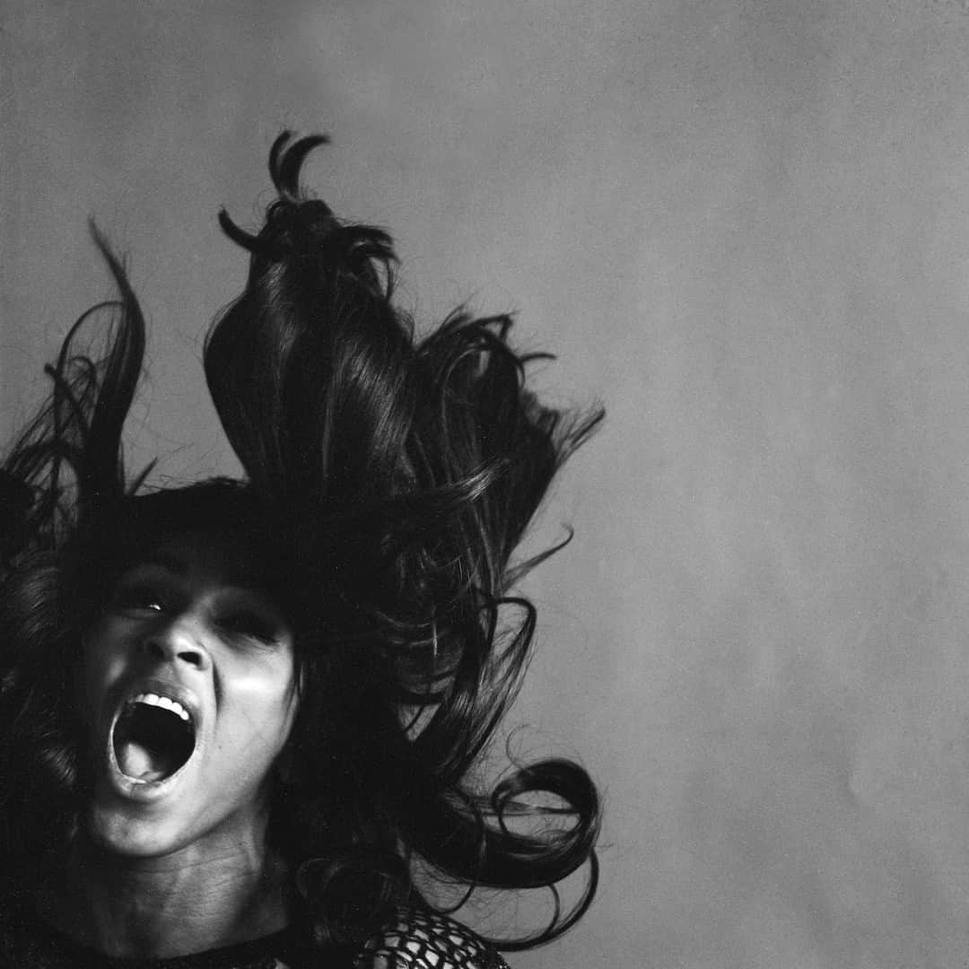 AnOther Magazineのインスタグラム：「The enigmatic Tina Turner was born #OnThisDay in 1939. The singer would have turned 84 years old today 🖤⁠ ⁠ "When Turner took to the stage, she seemed completely uninhabited; free to yell, scream and dance in a way that Black women are so often denied," @h.alimaa wrote for @dazed. "We must be perfect, polished and put together all the time, but Turner provided an escape through her music – not just for herself, but for all Black women." Read more at the link in bio 📲⁠ ⁠ 📸 Tina Turner, 1969. Photography by @robinsongallery, courtesy of Getty」