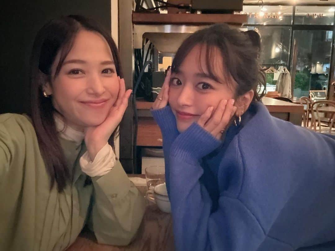 のインスタグラム：「. 最近の楽しい楽しいひと時の写真🤍🤍  ゆっくり誰かとお茶するっていうの、久しぶりな気がする😳  ケーキも美味しくて幸せでした🥰」