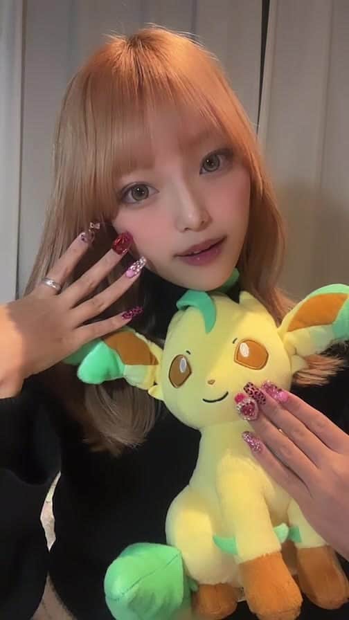 湯上響花のインスタグラム：「全肯定LIVE☘️急に寒くなってきたから、心も身体もたくさん暖かくしてね〜🩷🩷🩷」