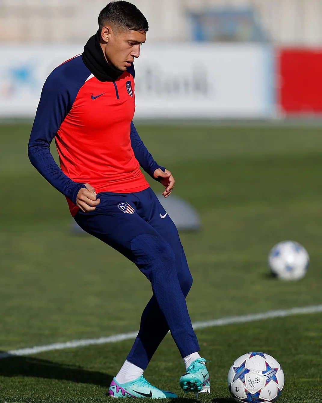 アトレティコ・マドリードのインスタグラム：「⚽ Modo @ChampionsLeague: 🔛」