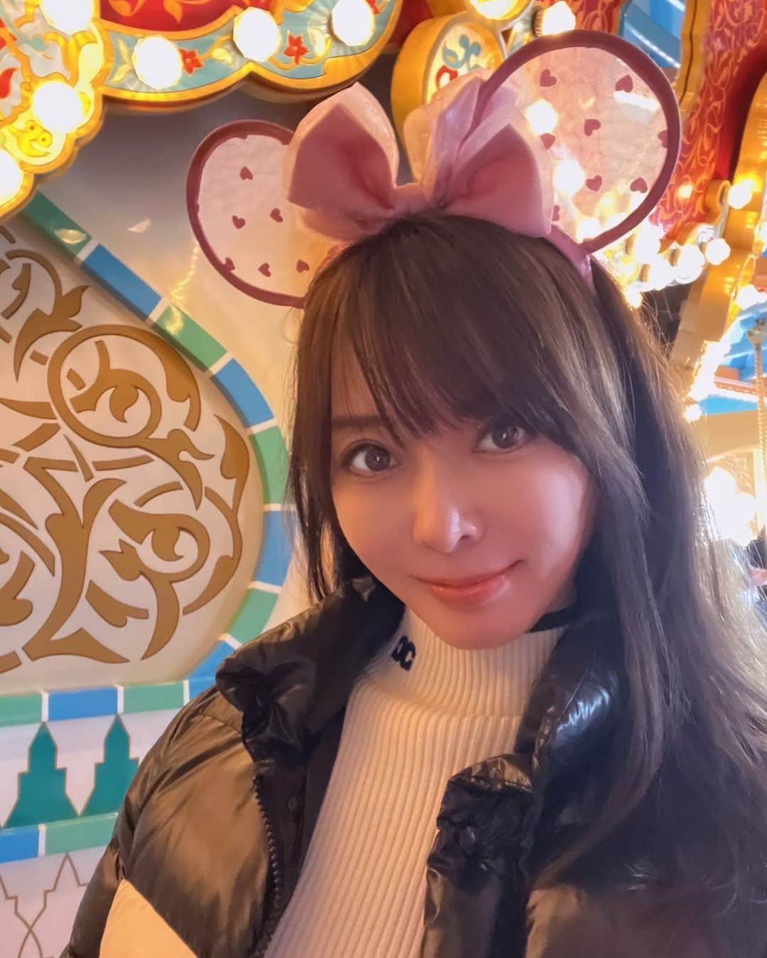 高村凛のインスタグラム：「Disney sea⭐️ ディズニーシー🧜 アリエルとアラジンが好き💖  #ディズニーシー #disneysea」