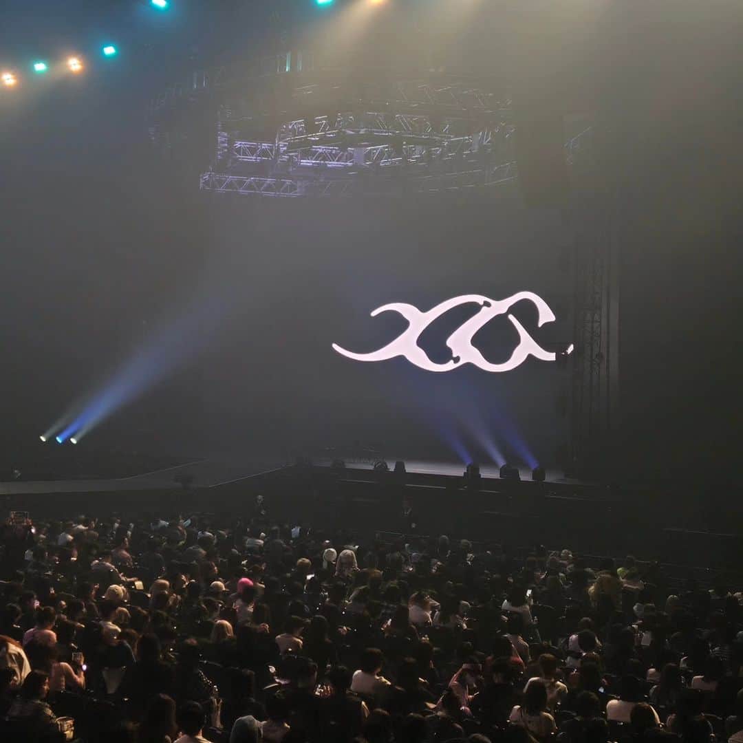 山田優のインスタグラム：「ちょーちょーちょーーーーー かっこよかった♡♡♡  最高！！！  @xgofficial」