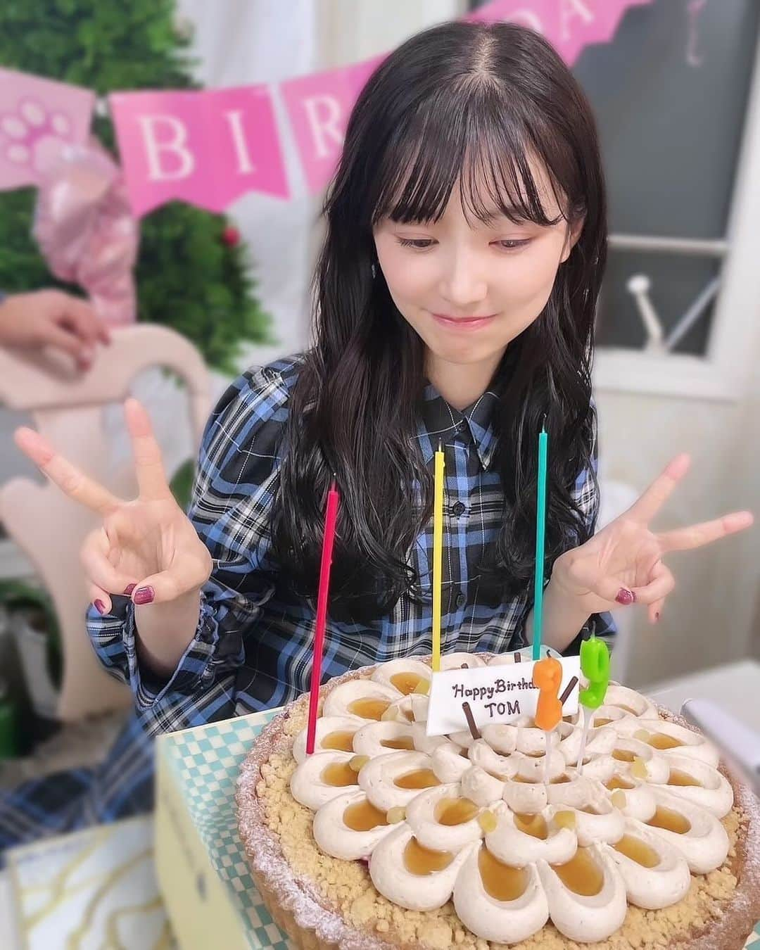 武藤十夢のインスタグラム：「昨日イベント終わってから おうちでもお祝いしてもらった🥳🎂 . .  #birthdaycake #birthdaygirl #29歳」