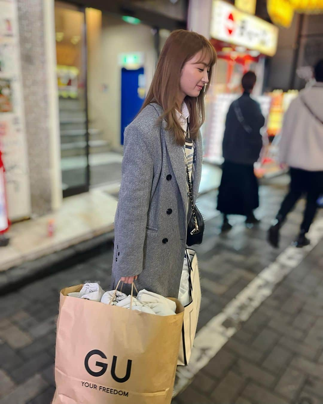 宮崎華帆さんのインスタグラム写真 - (宮崎華帆Instagram)「_ 仲良し友達とたくさん買い物もして競輪祭もしっかり楽しんで最高の休日でした❤︎  3日間狙い目チェックしてくれた方ありがとうございました！ 車券は外れてしまったけど、どのレースもほんとに熱いレースで準決勝や決勝は特に涙涙涙でした。。。 選手の熱い思い熱い戦い6日間ほんとにみなさんお疲れ様でした！！そして、ありがとうございました☺️  改めて眞杉選手優勝おめでとうございます！！  次は年末のグランプリ楽しみだなああああ♡♡♡♡」11月26日 22時56分 - seto09nami