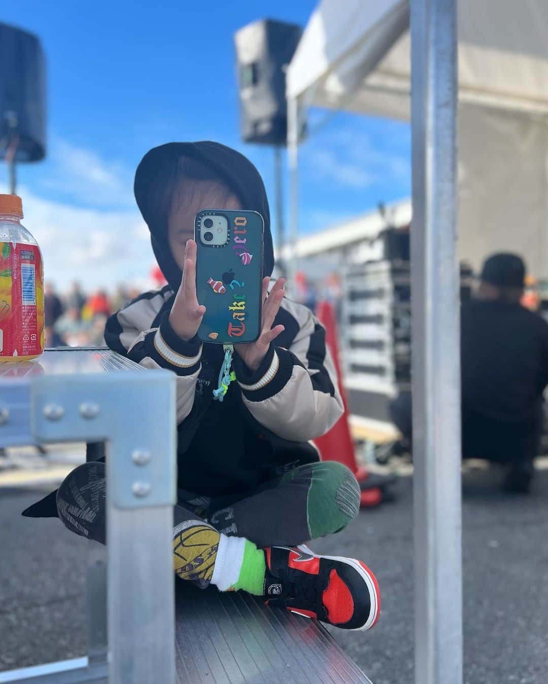 関谷桃子さんのインスタグラム写真 - (関谷桃子Instagram)「❤️  撮りあいっこ  #息子カメラ #ママカメラ #momandson」11月26日 23時26分 - momomo_s_