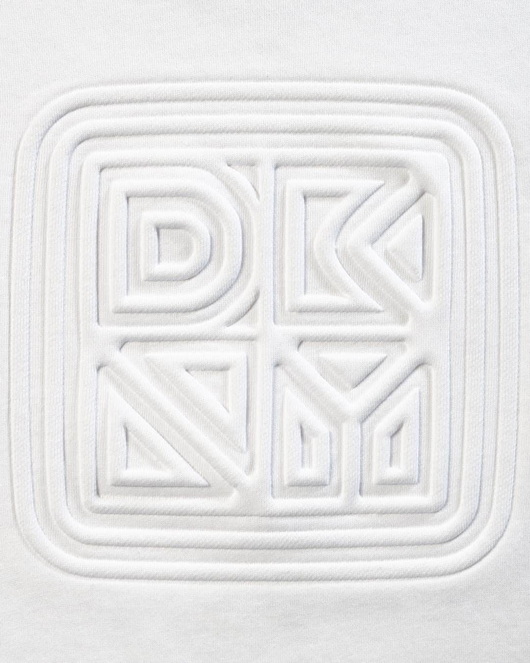 DKNYさんのインスタグラム写真 - (DKNYInstagram)「Rep those roots.  #DKNYFORALL」11月27日 0時00分 - dkny