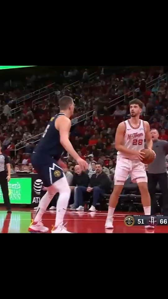 ニコラ・ヨキッチのインスタグラム：「Jokic vs Sengun last match. 🔥 . . . #jokic #jokicnikola #joker #nikola #nikolajokic #denver #nuggets #denvernuggets #colorado #nba #basketball #serbia #usa #srbija #sombor #belgrade #beograd #mvp」