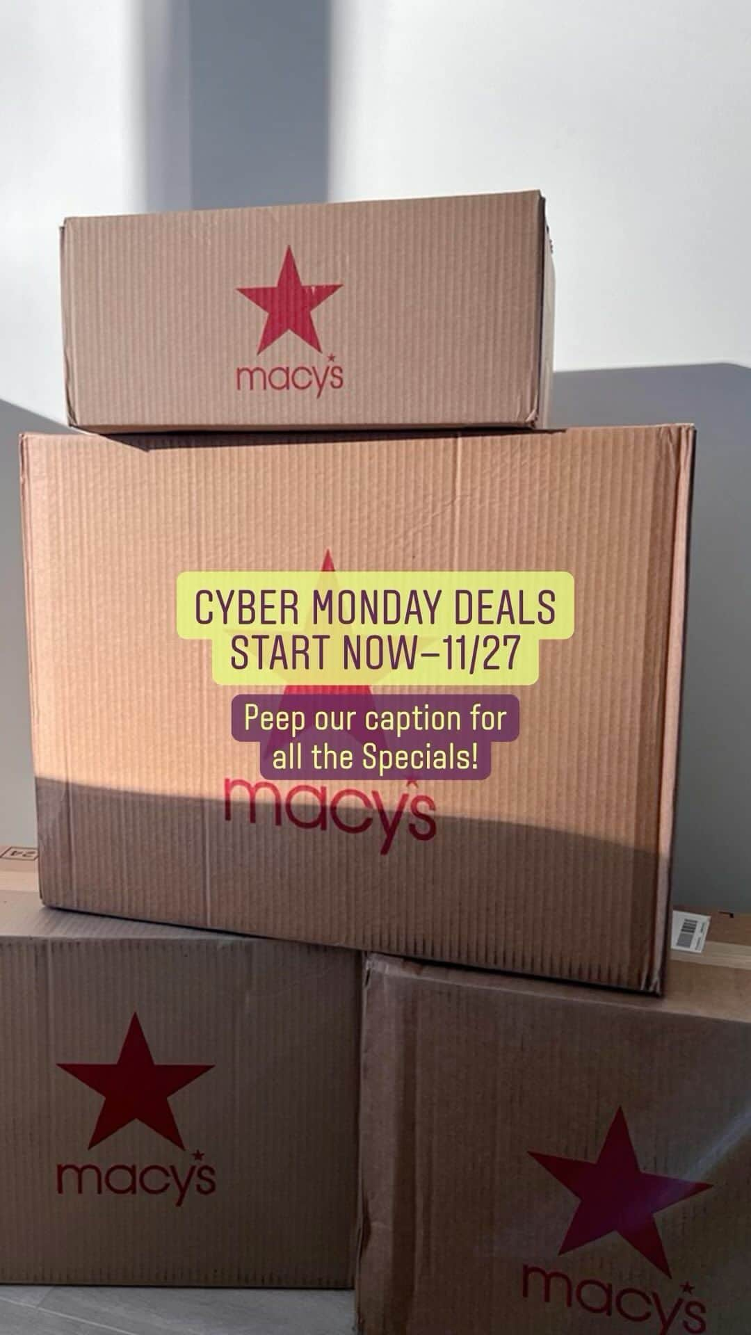 Macy'sのインスタグラム：「#CyberMonday #deals are happening now! Shop the Specials you don’t want to miss before they’re gone on 11/27. Find deals like:  ✨ 50% off fragrances like Armani My Way Floral Eau de Parfum  ✨ 60% off handbags like picks from Karl Lagerfeld, DKNY, and more ✨ Gift sets starting at $19.99 from Steve Madden and INC  ✨ 50-60% off select women’s boots and shoes from brands like Madden Girl and more. ✨ 40% off Too Faced Better Than Chocolate palette  ✨ 60% off select Juniors’ looks  ✨ 70% select Delsey Luggage   📸: @maddyyramos #MacysStyleCrew Exclusions apply, ends 11/27」