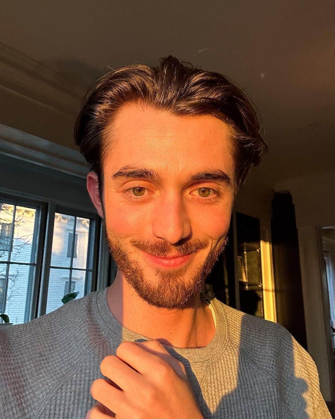 グレイソン・チャンスのインスタグラム：「but what are you thankful for?」