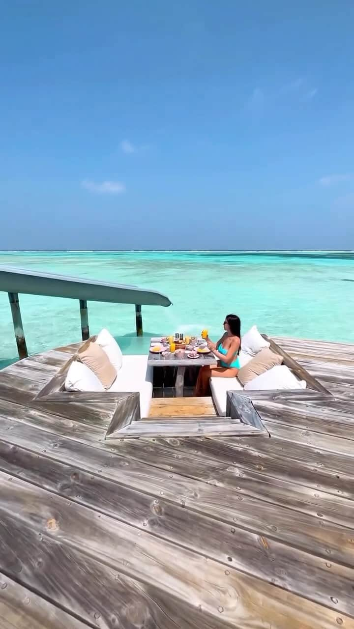 Maldivesのインスタグラム：「Imagine the extraordinary as you relax in lavish overwater villas, complete with a water slide and endless ocean views. Paradise is calling! Begin planning your dream vacation today; contact us at @nichegetaways   Video @juliagal_ st  #beach #beachescape #islandvibes #beachlife #wanderlust #travelinspiration #oceanviews #paradisefound #travelgoals #omaldives #nichegetaways  #vacationmode #beachbliss #exploretheworld #bucketlistdestination #watervilla #beachvacation #visitmaldives #luxuryresort」