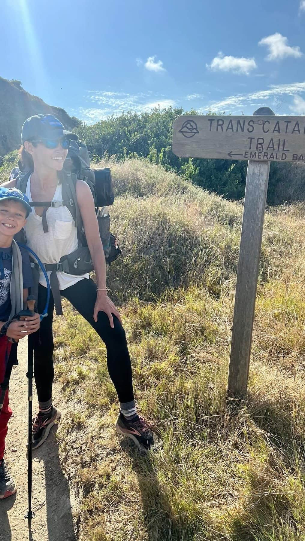 オータム・リーザーのインスタグラム：「“Of all the paths you walk in life, make sure a few of them are dirt.” - John Muir   Santa Catalina Island Original lands of the Pimu Tongva peoples Backpacking with my son ☀️   #california #camping #backpacking #catalina #catalinaisland #familycamping #campingwithkids #travel #mothersonadventures #boymom #hiking」