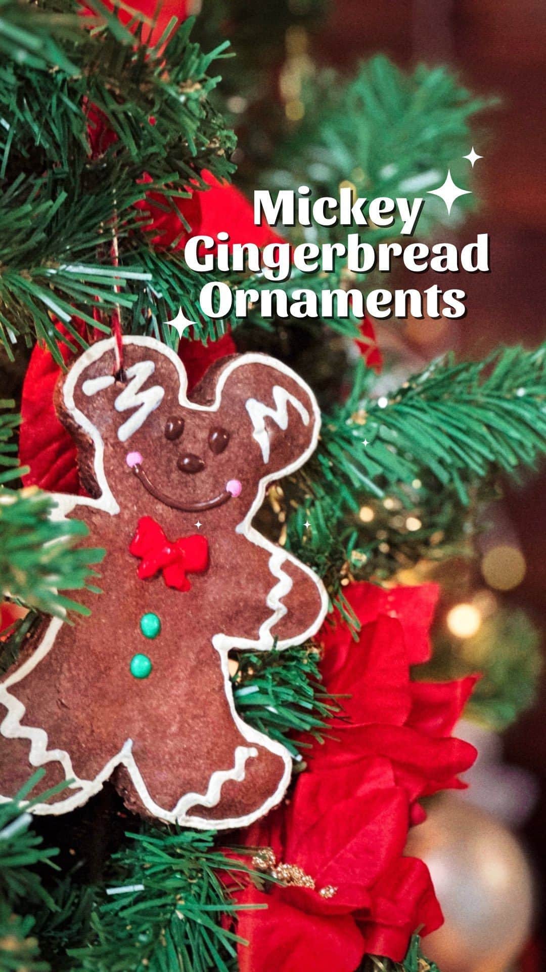 ティファニー・トートのインスタグラム：「Creating these Mickey gingerbread ornaments was such a fun way to include the kiddo in the decorating process, my toddler loves rolling out the “dough” and let me tell ya, it’s so much better than slime. (I learned the hard way about slime 😅)  🎄Faux Gingerbread Recipe 🎄 1 cup cocoa 3 cups flour (I should have probably used a little less so not as dark of a color) 1 cup salt Add enough water and mix until a dough forms  •Preheat oven to 250 degrees •Roll out onto parchment paper and cut out cookies •Bake for about 30 minutes or when the cookies appear dried out •Place cookies on a cooling rack to completely dry. •Add ribbon and hang on tree! 🎄🎄🎄  #disneyshapedfood #disneygingerbread #disneyland#mickeygingerbread #disneycookies #mickeycookies #disneyfood #disneyornaments #disneyornaments #disneychristmas」