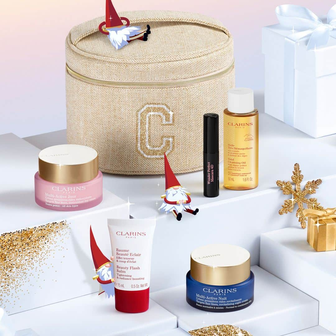 Clarins Franceさんのインスタグラム写真 - (Clarins FranceInstagram)「À chacun son coffret sous le sapin cette année 🎄  Pour la make-up addict, le barbu de la famille, l’adepte des soins du corps ou l’experte en skincare, trouvez un coffret Clarins pour toutes les personnes que vous aimez ❤️  En manque d’idées ? Rendez-vous sur notre site, le lien est en bio 🎅🏻  #Clarins #Noel2023 #Noel」11月27日 1時19分 - clarinsfr