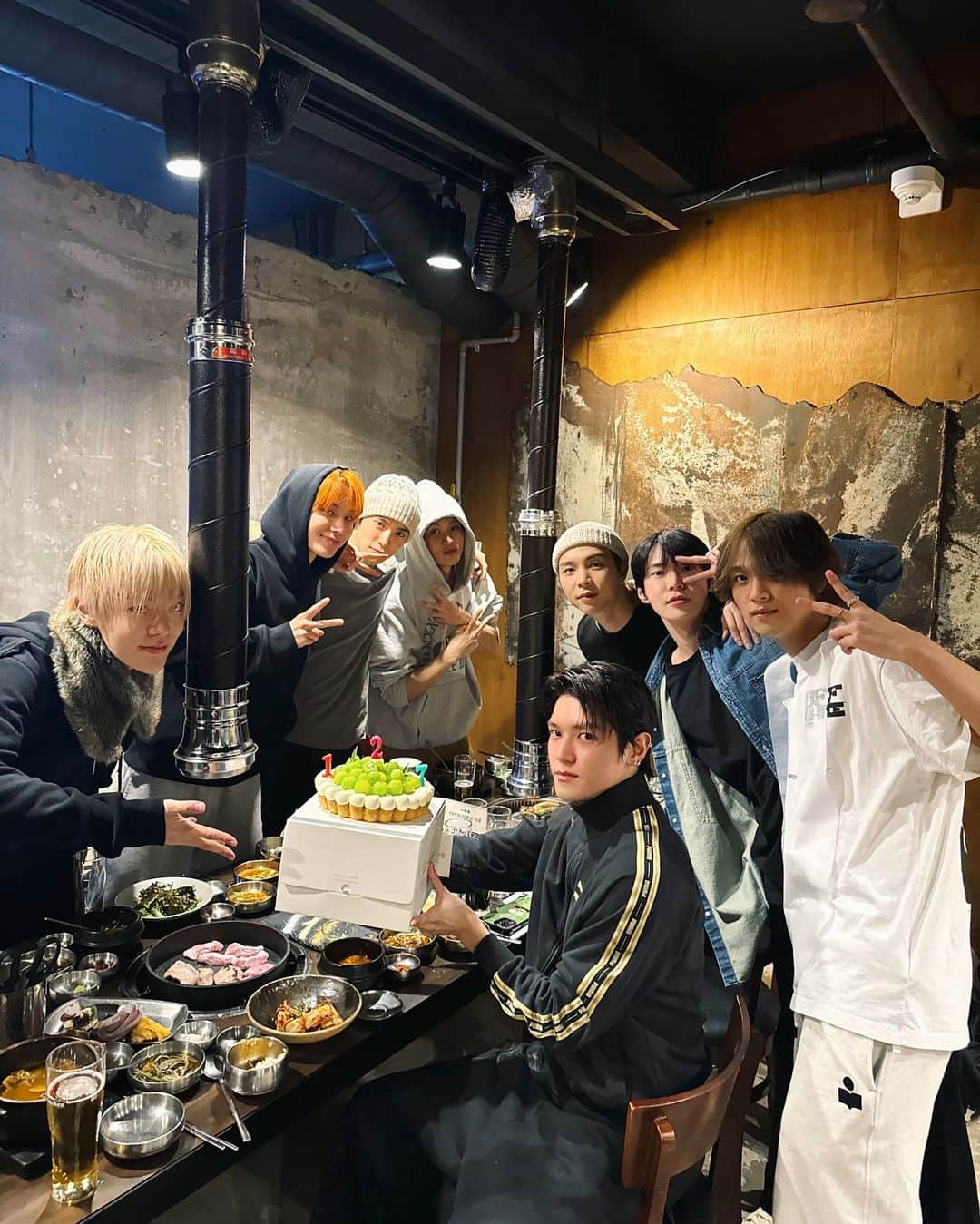 NCT 127のインスタグラム：「우리칠💚  #NCT127 #NEOCITY #NEOCITY_THE_UNITY #NCT127_NEOCITY_THE_UNITY」