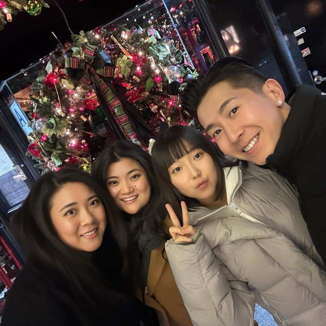 ブライアンさんのインスタグラム写真 - (ブライアンInstagram)「And just like that, the Thanksgiving 2023 season comes to an end🥰 Was a very special and nice trip back to my childhood hometown~ 이제 2023 추수감사절 끝났으니~ 다시 한국으로 돌아가서 열심히 청소해야죠 ㅋㅋㅋㅋ」11月27日 1時42分 - thebrianjoo