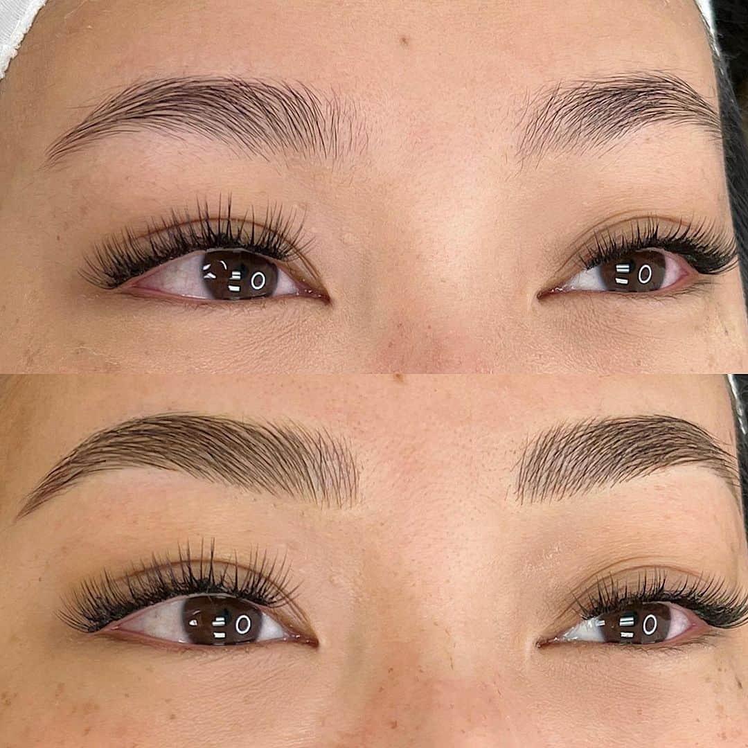 Haley Wightのインスタグラム：「Let me bless you with perfect brows 😇✨ SWIPE FOR HEALED BROWS AND FRESH LIPPIES BY @colourbykaty 💕  Don’t forget our BLACK FRIDAY sale is still live until the end of Monday the 27th! $150 off our Cosmetic Tattoo services and $25 off our Brow Lamination and Lash Lift combo!  📲 Call (602)809-9405 or visit our website, link is in my bio!  #nano #brows #nanoblading #microblading #natural #hairstrokes #azbrows #azmicroblading #arizonabrows #arizona #phoenix #scottsdale」