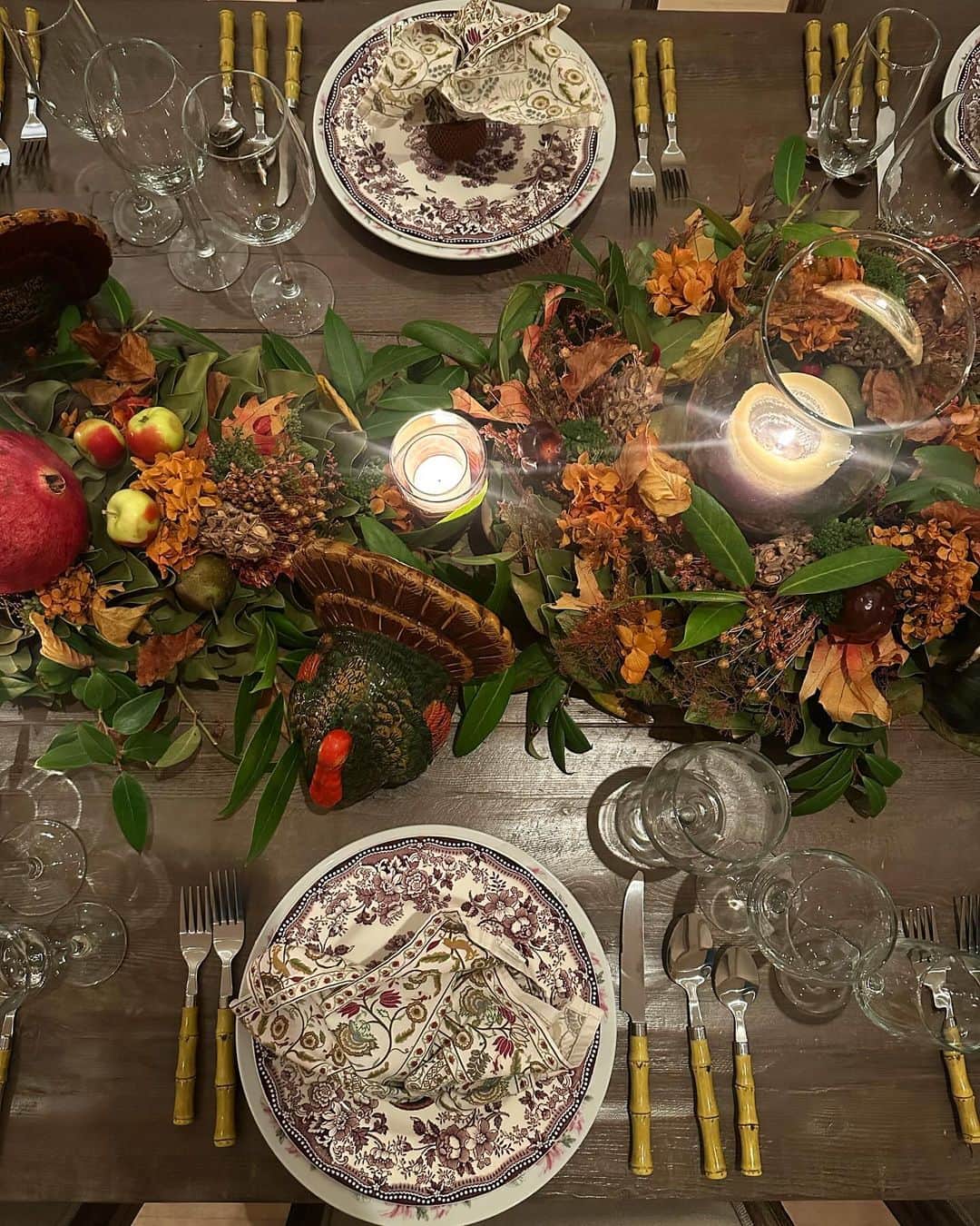ニッキー・ヒルトンさんのインスタグラム写真 - (ニッキー・ヒルトンInstagram)「Thanksgiving leftovers 🍗」11月27日 2時03分 - nickyhilton