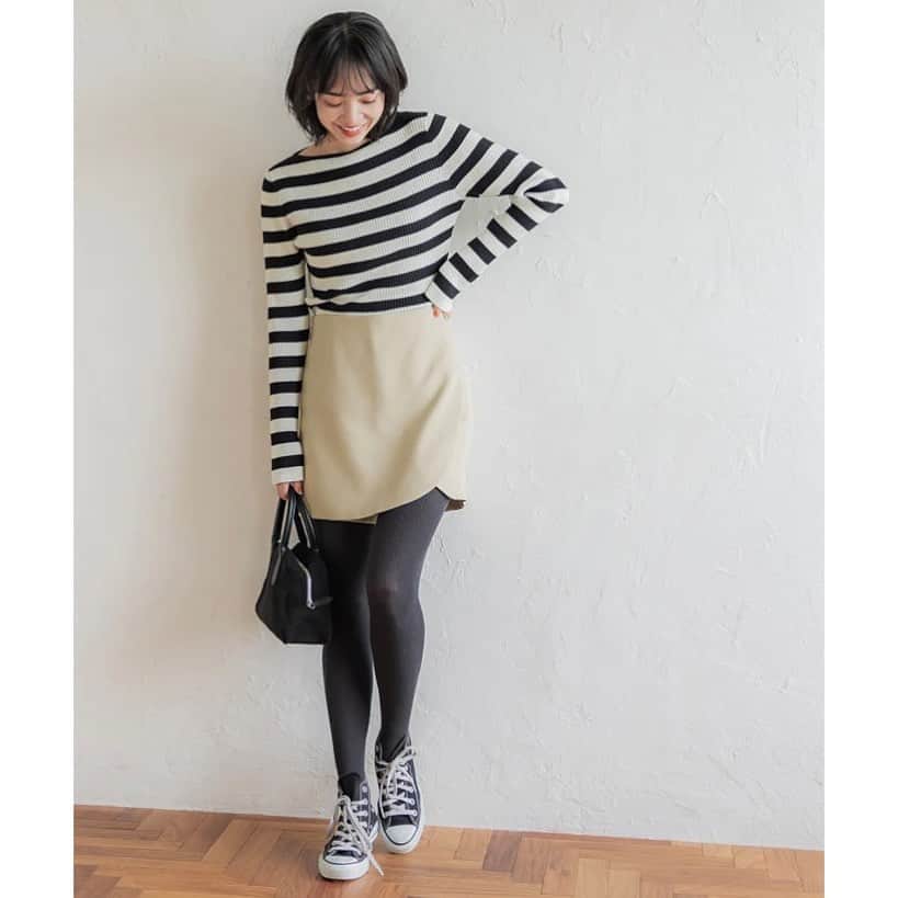 権藤朱実さんのインスタグラム写真 - (権藤朱実Instagram)「. My work. 『coca』　 →@coca_official_store #coca #コカ  この私が最新の権藤朱実です👩🏻✂︎ お仕事関係者の皆様・・・ ヘアスタイル短くなりましたので！ 引き続き宜しくお願い致します！  さてさて。 早起きだって言うのに・・・ 今日の計画を立てていたらこんな時間に！ 昨日はめちゃめちゃ寒かったですね🥶 気温の変化気をつけましょう！！  #model #satorujapan #akemigondo #モデル #サトルジャパン #権藤朱実 →@satorujapan_official →@akemigondo ☑︎プロフィールのリンクにて、写真公開中☆」11月27日 2時28分 - akemigondo