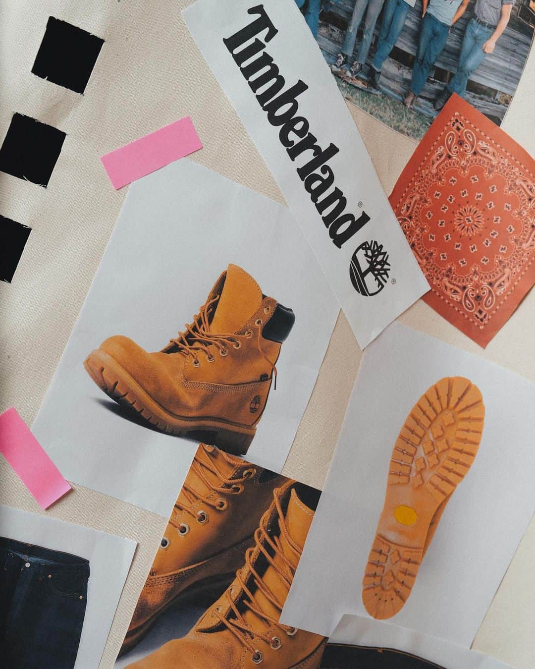 ミタスニーカーズさんのインスタグラム写真 - (ミタスニーカーズInstagram)「Timberland 6IN PREMIUM VIBRAM GTX “GORE-TEX” “WHIZLIMITED x mita sneakers”   エイジングを楽しむコラボブーツ  1973年に世界初の完全防水レザーブーツとして誕生し、通称“イエローブーツ”とも呼ばれている＜ティンバーランド＞の傑作6インチブーツ。クラシックなスタイルはそのままに、LWG（レザーワーキンググループ）認定を受けているタンナリーで生産された「BETTER LEATHER」を採用。内部には保温性の高い「PrimaLoft® Insulation」や疲れを軽減し衝撃を吸収する「ANIT-FATIGUE TECHNOLOGY™」のフットベッドの搭載など、良好な履き心地でタウンからアウトドアまで幅広く活用できる定番アイテム。本作は、＜WHIZLIMITED＞と『mita sneakers』がチームアップした三者によるコラボレーションモデル。上質なスウェードとヌバックのコンビアッパーに足元をドライで快適に保つ防水透湿素材「GORE-TEX®」、グリップ力と耐久性に優れる「Vibram®」のラバーラグアウトソールを搭載して機能面をアップグレード。エンジニアブーツのように履き込むほどに魅力的なエイジングが楽しめるようにデザインされており、両者によるこだわりのアプローチによって再構築したスペシャルな1足。  Photo - @yutto0129」11月27日 2時34分 - mitasneakers
