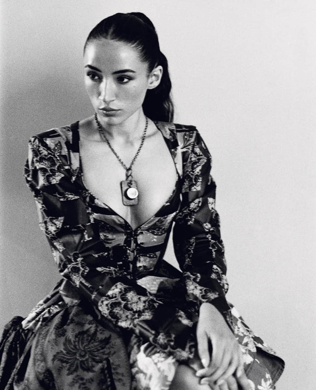 AnOther Magazineのインスタグラム：「“I was fortunate to be raised by truly inspirational women,” says @coracorre, muse and granddaughter to @viviennewestwood. “On or off the runway, Vivienne dedicated herself to disrupting the status quo, relentlessly striving for change through her activism, and she stayed true to her creative vision, mission and values until the very end” 🥀⁠ ⁠ In the new issue of AnOther Magazine, Cora Corré talks to @_gilbruno about how her mother Serena Rees and grandmother Vivienne Westwood “have never given in.” Read more at the link in bio 📲⁠ ⁠ Taken from the Autumn/Winter 2023 issue of AnOther Magazine. ⁠ ⁠ Photography by @kingsley_ifill⁠ Styling by @mollyshillingford⁠ Hair by @sophie_jane_anderson⁠ Make-up by @indiaexcell⁠ Fashion by @ndreaskronthaler for Vivienne Westwood and @slimbarrett⁠」