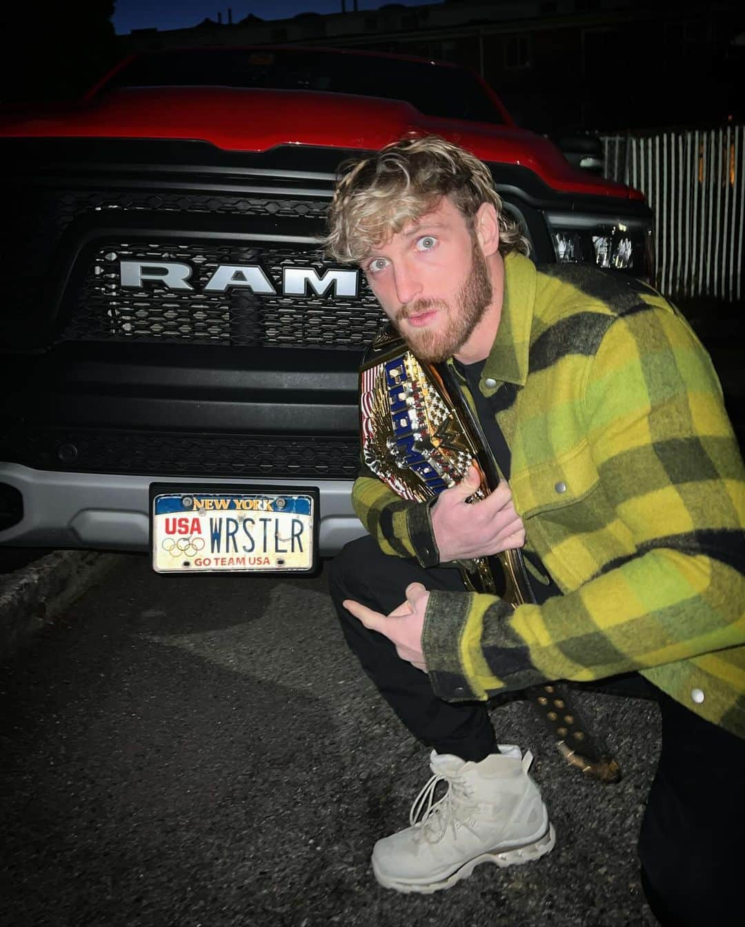 ローガン・ポールさんのインスタグラム写真 - (ローガン・ポールInstagram)「thankful I’m the US champ ❤️」11月27日 3時00分 - loganpaul