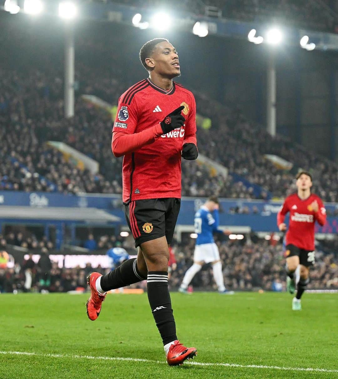 マンチェスター・ユナイテッドのインスタグラム：「MARTIAL MAKES IT THREE! 🤩  #MUFC #ManUtd #Martial #PremierLeague」