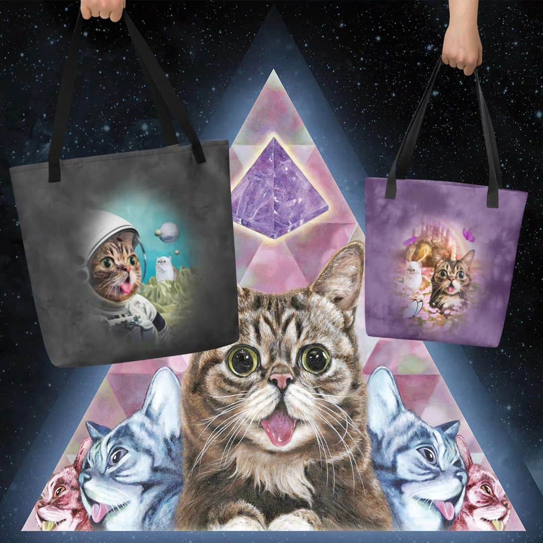 Lil BUBさんのインスタグラム写真 - (Lil BUBInstagram)「BUB was equal parts science and magic. To celebrate that delicate balance, we're having SCIENCE (FICTION) & (FANTASY) MAGIC Sunday in the BUB Store - link in BUB's Bio (store.lilbub.com)  25% off all Science & Magic Merchandise, 20% off everything else, plus two free gifts and free US Shipping until 3am.  There's no better gift than the gift of BUB because every purchase benefits Lil BUB's Big FUND for Special Needs Pets.  #scienceandmagic #goodjobbub #lilbub #giftofbub」11月27日 3時18分 - iamlilbub