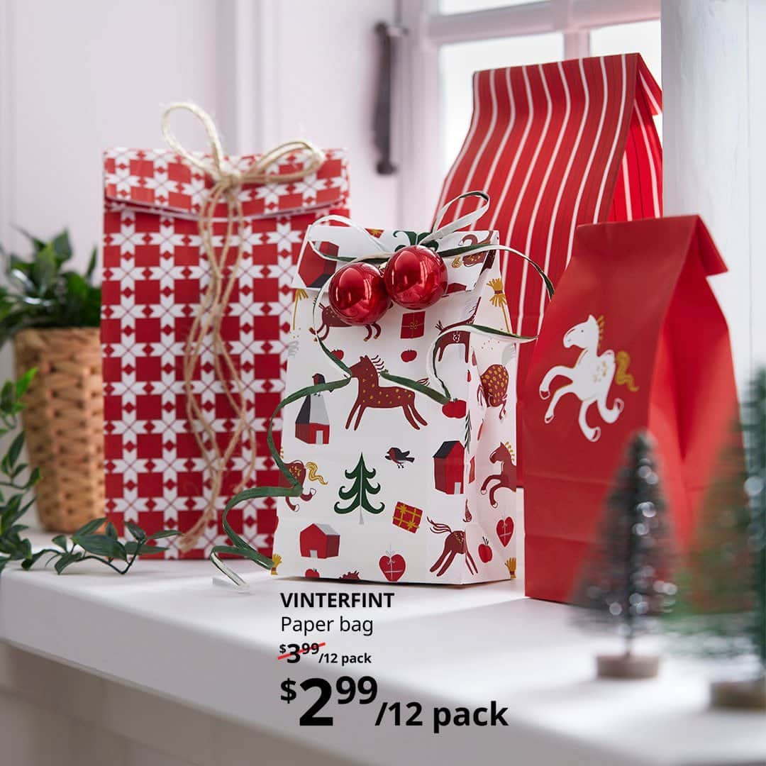 IKEA USAさんのインスタグラム写真 - (IKEA USAInstagram)「Wrap it with love for less with 25% off the VINTERFINT and STRÅLA holiday collections 11/16/23-11/27/23! Get all your gifting essentials today – like pretty paper, colorful ribbons and cute holiday tins – to make it a hassle-free holiday. Shop link in bio.」11月27日 5時01分 - ikeausa