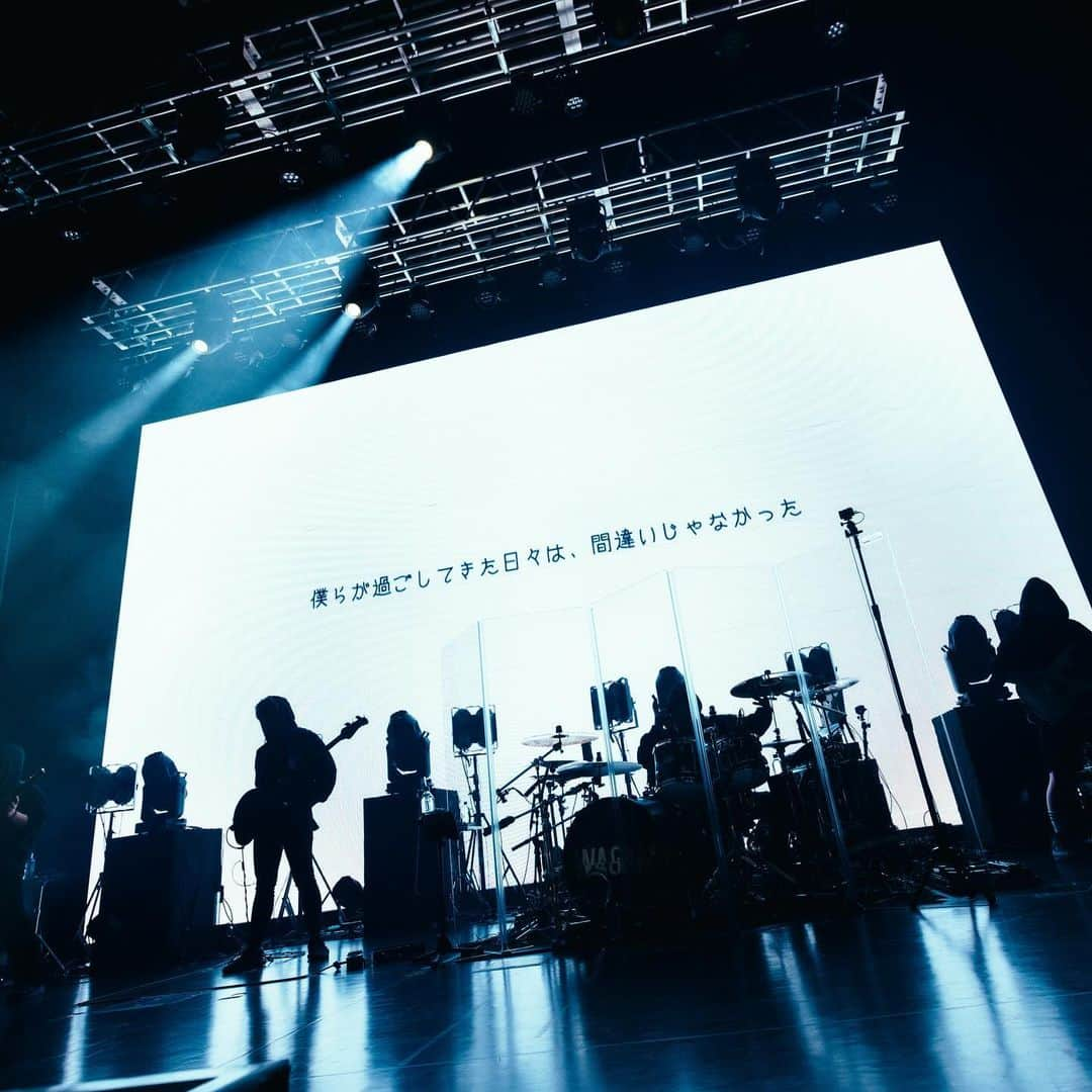 MIRIさんのインスタグラム写真 - (MIRIInstagram)「-FULLSET- ONEMAN LIVE  ❝ 𝗚𝗔𝗟 𝗦𝗤𝗨𝗔𝗗 ❞  2023.11.23 Zepp Shinjuku  photo by @nekoze_photo」11月27日 15時35分 - onakasuitamiri