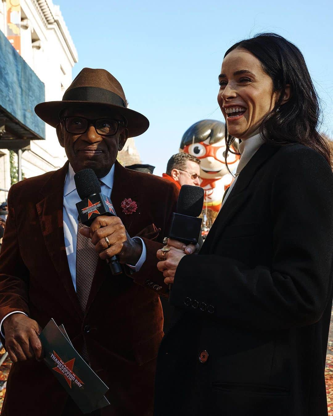 アビゲイル・スペンサーさんのインスタグラム写真 - (アビゲイル・スペンサーInstagram)「My cheeks still sore from smiling! What a dream to join @alroker at the #MacysParade to announce the premiere of my new show #EXtendedFamily on @nbc #thankful 🦃🎉.   📸 @ejiahrousse」11月27日 6時59分 - abigailspencer