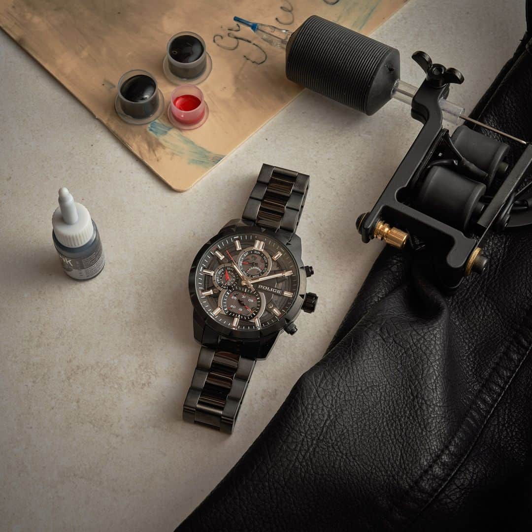 ポリスのインスタグラム：「Some things won't ever get old. Neist and its bold features is one of them. #PoliceLifestyle #AudacityWanted #PoliceWatches #FW23 #Neist」