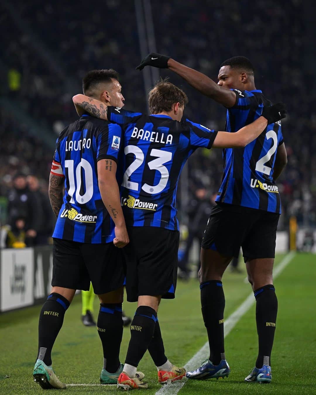 インテルナツィオナーレ・ミラノのインスタグラム：「🫂  #Inter #ForzaInter #JuventusInter」