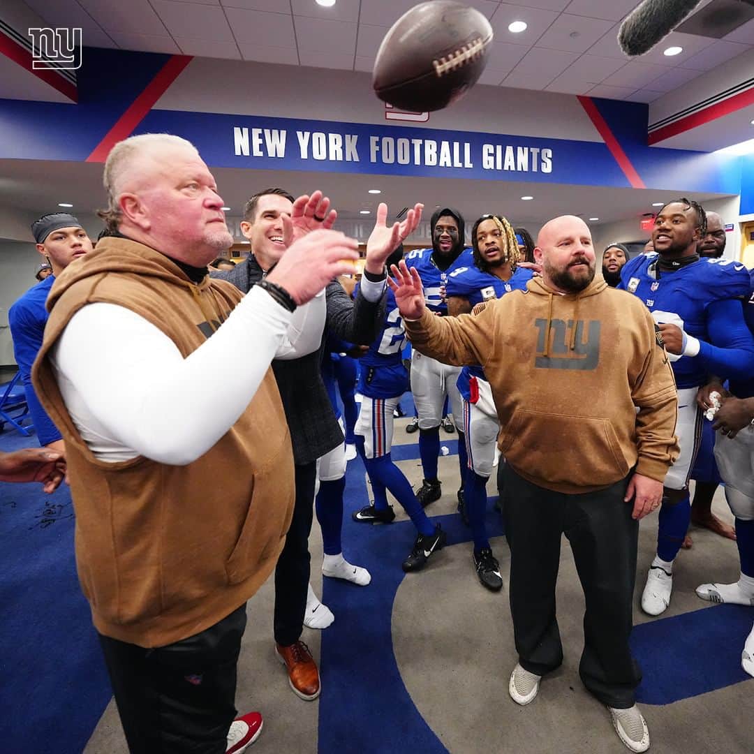New York Giantsさんのインスタグラム写真 - (New York GiantsInstagram)「Big mood 😄」11月27日 7時30分 - nygiants