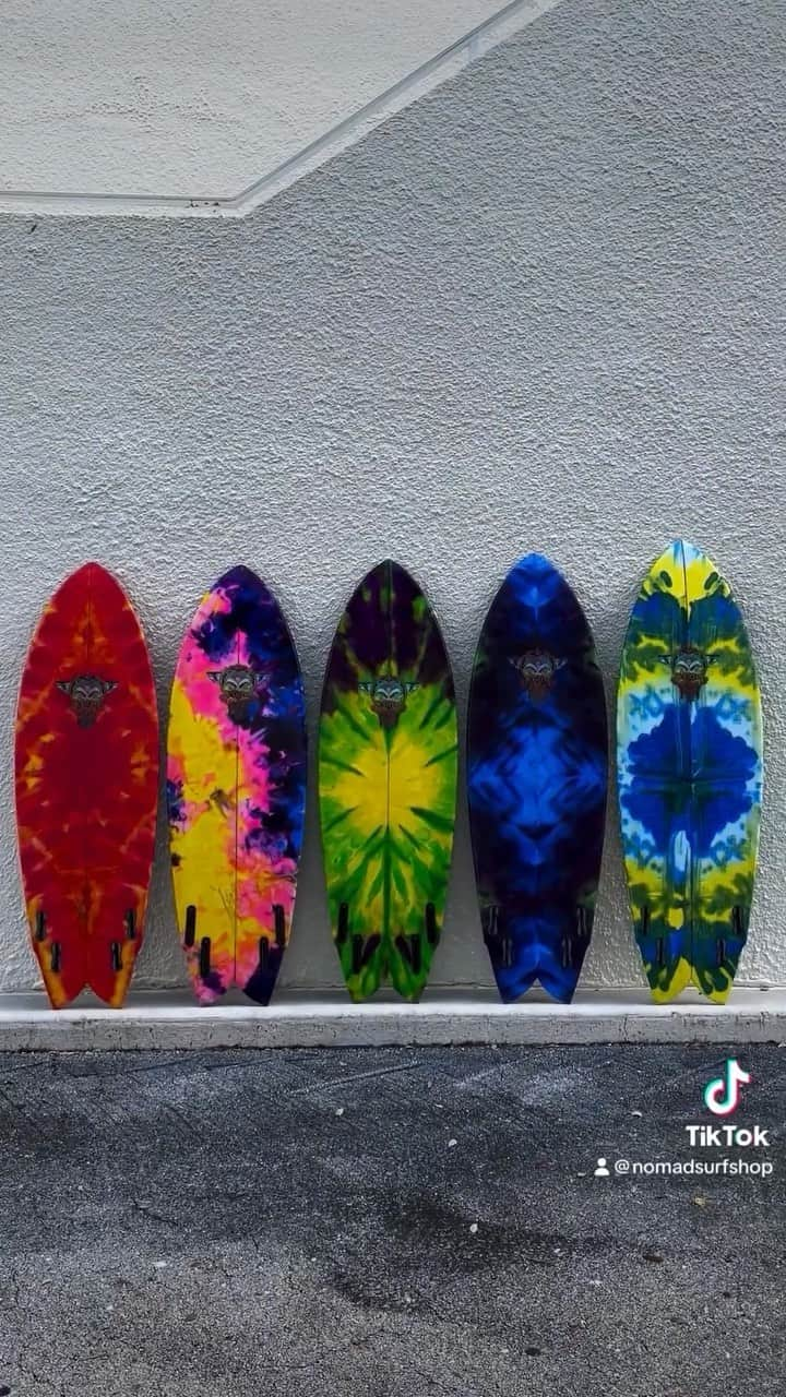 ロストのインスタグラム：「@lostsurfboards X @nomadsurfshop collab to brighten up your day! #lostsurfboards #lostclothing」