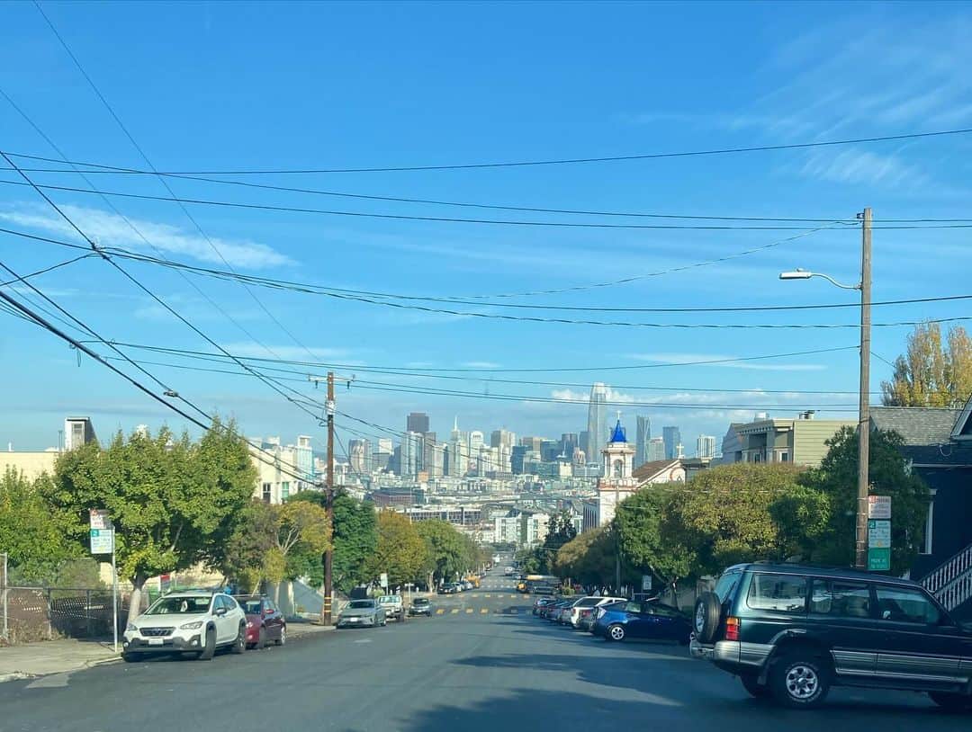 伊東楓さんのインスタグラム写真 - (伊東楓Instagram)「Hi, San Francisco🇺🇸🌉 This is my first staying :)   #sanfrancisco #fullhouse #goldengatebridge #US #mytrip #一人旅 #サンフランシスコ」11月27日 9時55分 - kaede_ito004