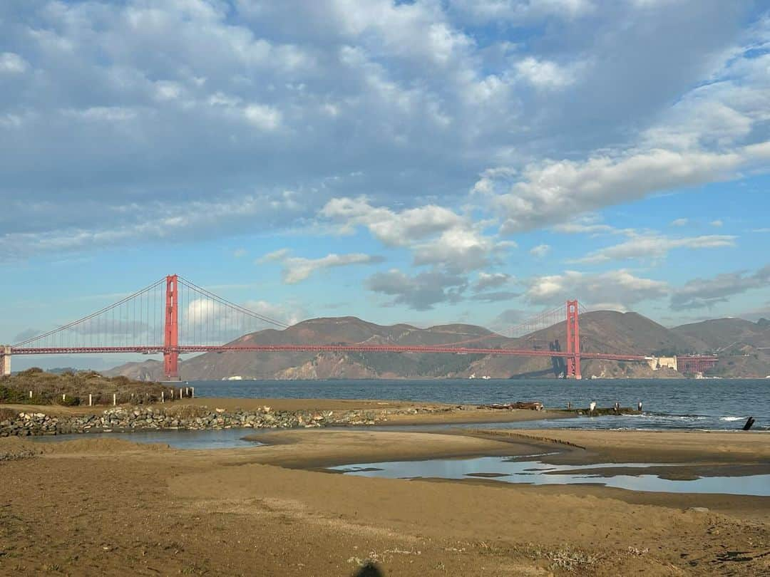 伊東楓さんのインスタグラム写真 - (伊東楓Instagram)「Hi, San Francisco🇺🇸🌉 This is my first staying :)   #sanfrancisco #fullhouse #goldengatebridge #US #mytrip #一人旅 #サンフランシスコ」11月27日 9時55分 - kaede_ito004