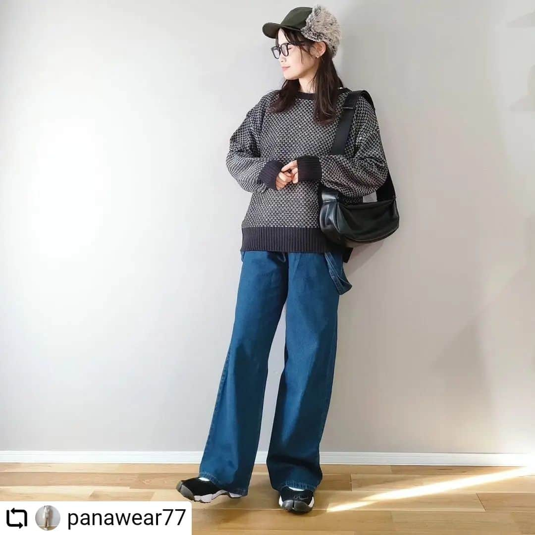 ikkaさんのインスタグラム写真 - (ikkaInstagram)「@panawear77 さん💫 素敵な投稿ありがとうございます🥰  #Repost @panawear77 with @let.repost  • • • • • • . . . ⋆˖ 𝐶𝑜𝑜𝑟𝑑𝑖𝑛𝑎𝑡𝑒 ˖⋆ . . ikkaの娘とおソロなニット。 着回し♪ . . 《PR》 . Knit » @ikka_official  Bag » @florge_by_florist  Pants » @isook_official  Hat » @gu_for_all_  . ▪°┄┄┄┄┄┄┄┄┄┄┄┄┄┄┄┄┄┄┄°▪ . . #PR #ikka#ニット#florist#ショルダーバッグ#デニム #シンプルコーデ#GU#GUコーデ #フライトキャップ#メガネ女子#outfit  #ママコーデ#ママファッション #ootd#韓国コーデ#韓国ファッション #40代ファッション#40代コーデ #カジュアルコーデ#大人カジュアル #骨格ストレート#오오디티」11月27日 10時31分 - ikka_official