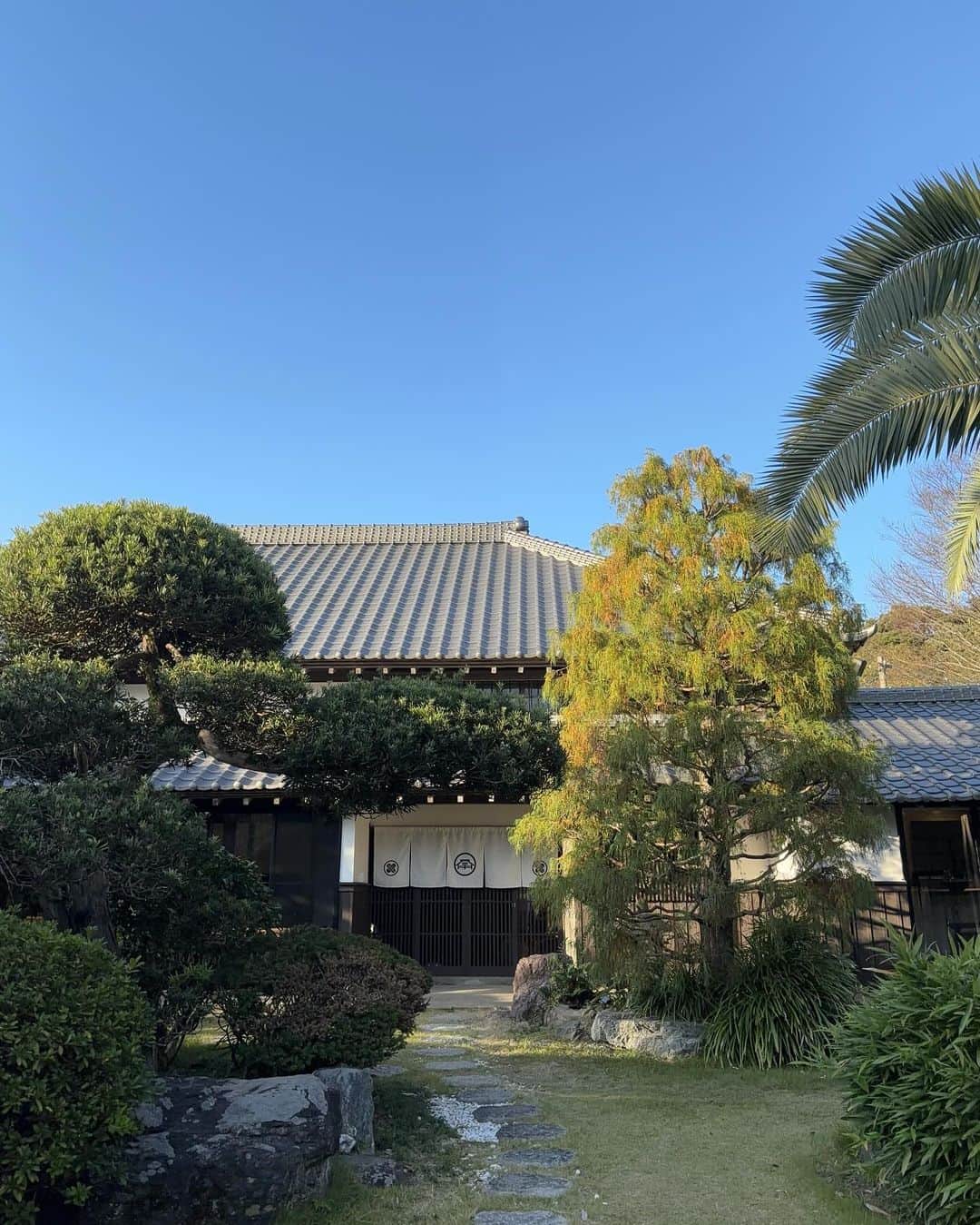 AYAのインスタグラム：「Birthday Trip✧˖  日本の風情を感じるお宿で まったりと、ただただ幸せな時間  時間の流れ、季節の移ろいを楽しむ余白が生まれて、心も身体も潤った🦋」
