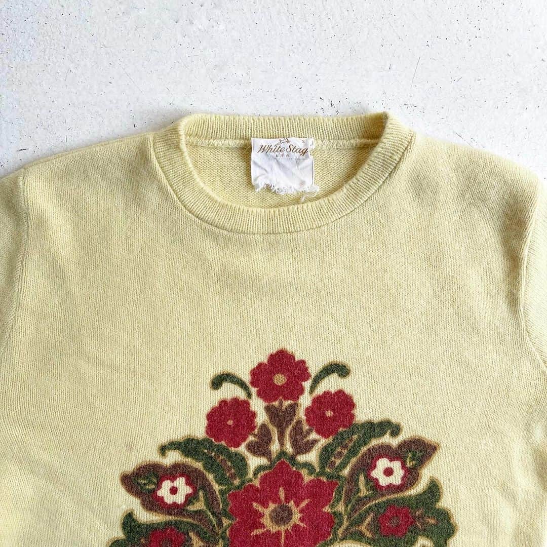 DROP...vintage select shopさんのインスタグラム写真 - (DROP...vintage select shopInstagram)「1970s White Stag Psychedelic Flower Print Wool knit 【S】  こんなの見たことない… 70'sの感覚が反映された素晴らしい柄🌼」11月27日 16時05分 - tokyo_drop