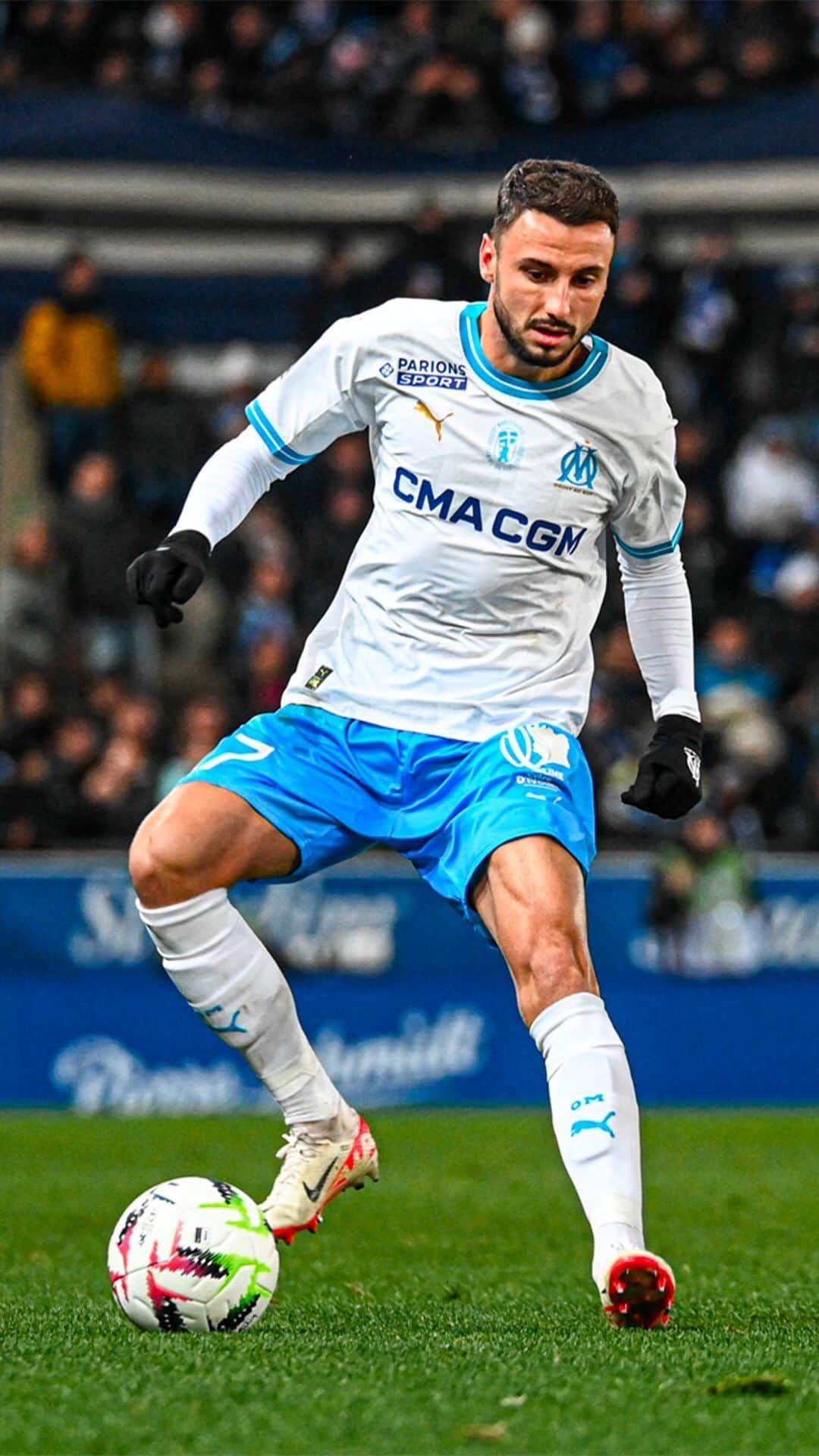 オリンピック・マルセイユのインスタグラム：「Cette volée de @djoninho25 face à Strasbourg pour permettre à l’OM de revenir au score lors de #RCSAOM 🧨🔥  🤝 #SublimeCôtedIvoire ✨」