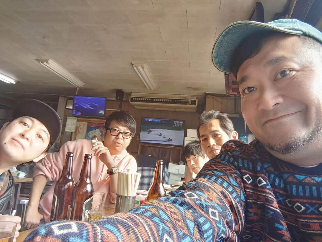 佐藤大さんのインスタグラム写真 - (佐藤大Instagram)「おはようございます。 このメンバーで新プロジェクトを始動します。 三吉さん、鈴虫君、ムラ、LLR福田、グランジ大  クズ５人を招集しました。 #三吉孔明概念 #鈴虫君 #ベリーズ村田 #LLR福田 #グランジ大」11月27日 11時29分 - satodaidaidai